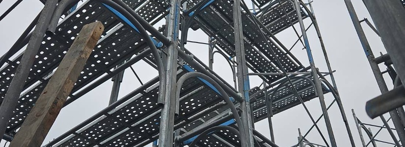 專業鷹架扣件與配件 - 鎖固確實結構穩固